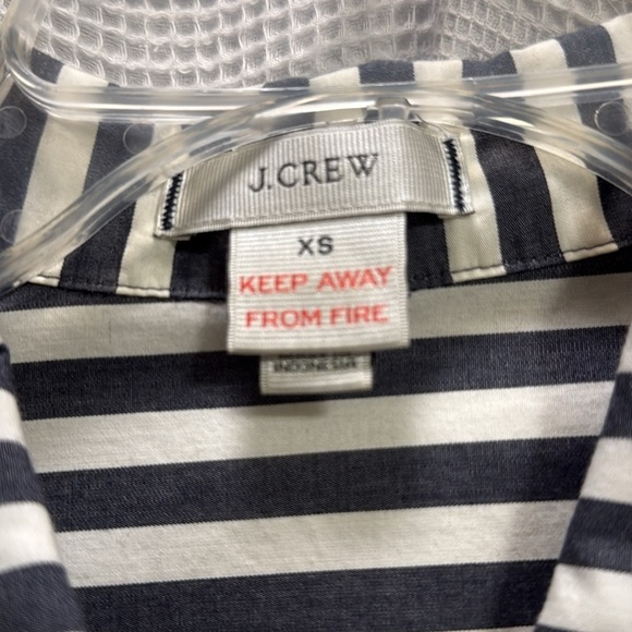 J Crew Striped top SZ XS Pajama or camp shirt cotton pocket casual piping detail - Picture 2 of 6